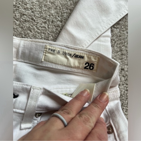 Rag & Bone - Stevie White Capri Jeans - Size 26 - Picture 6 of 9